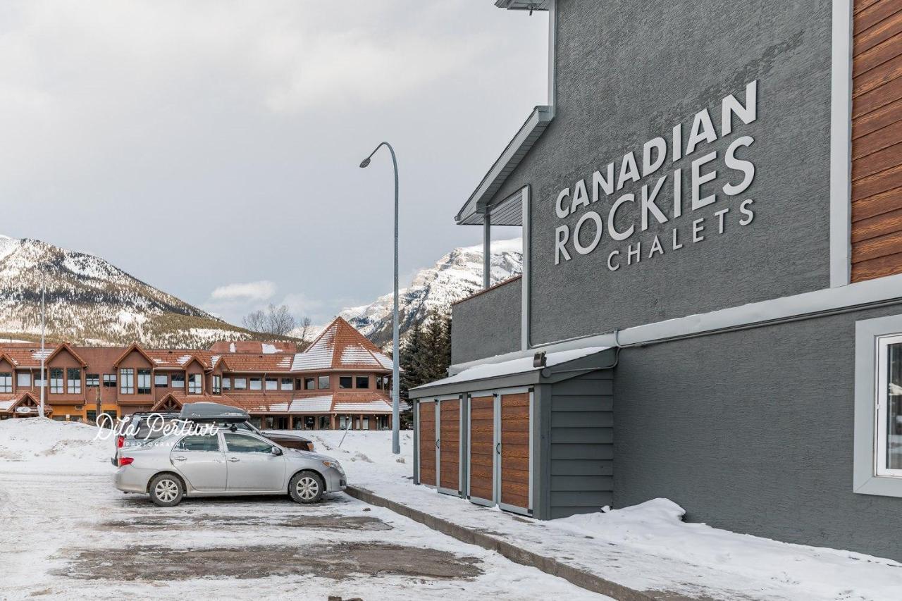 Canadian Rockies Chalets Канмор Экстерьер фото